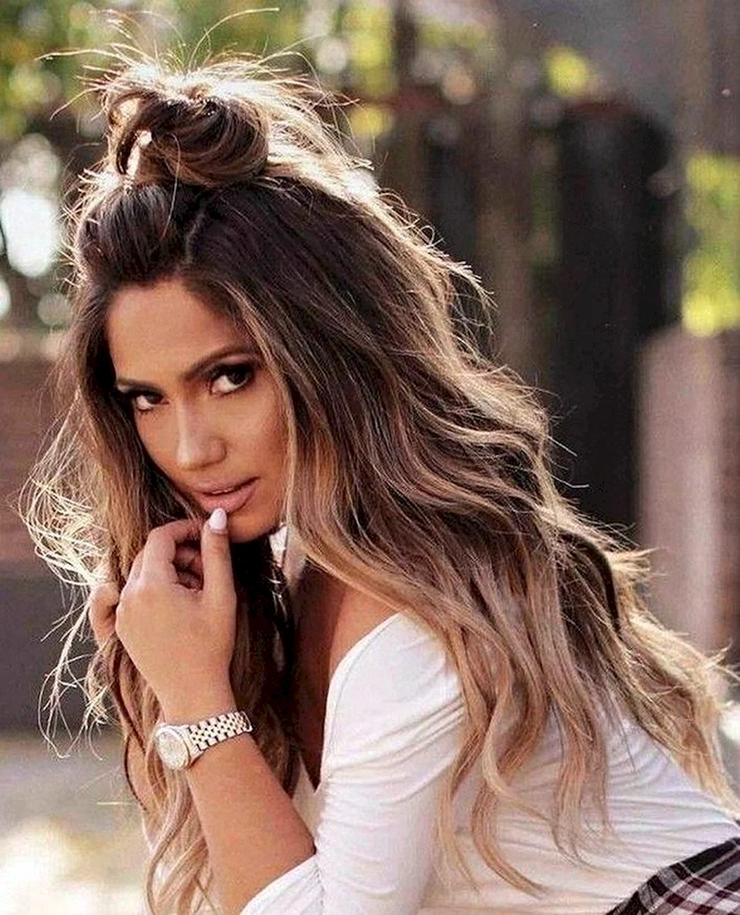 Стильные укладки на длинные волосы