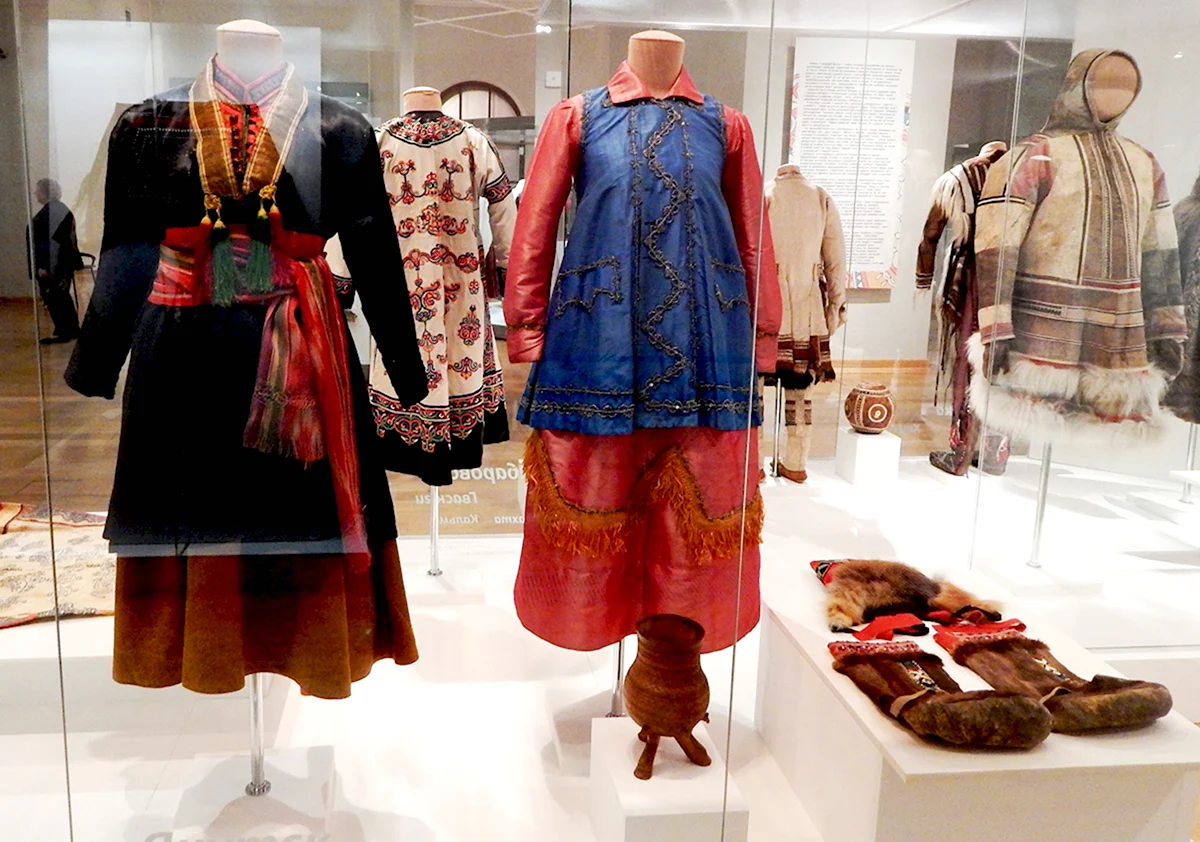 Национальный наряд телеутов