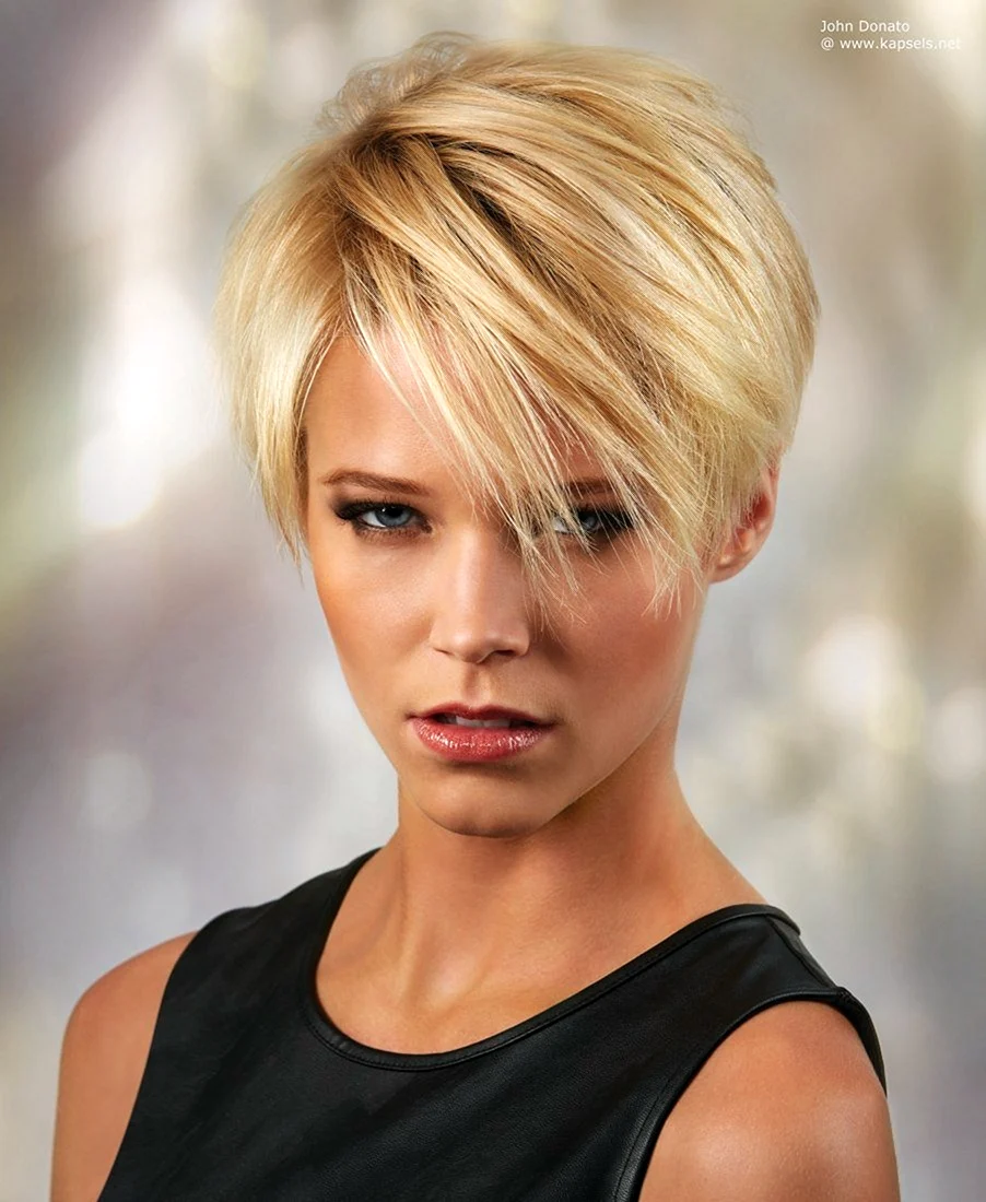 Боб-Пикси с асимметрией стрижка