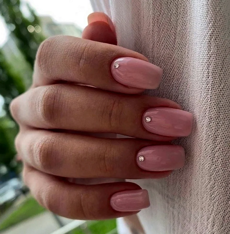 Маникюр на короткие квадратные ногти 2021