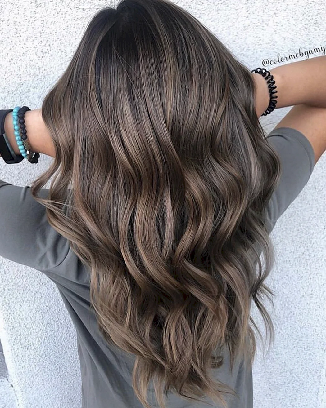 Шоколадно-пепельный балаяж