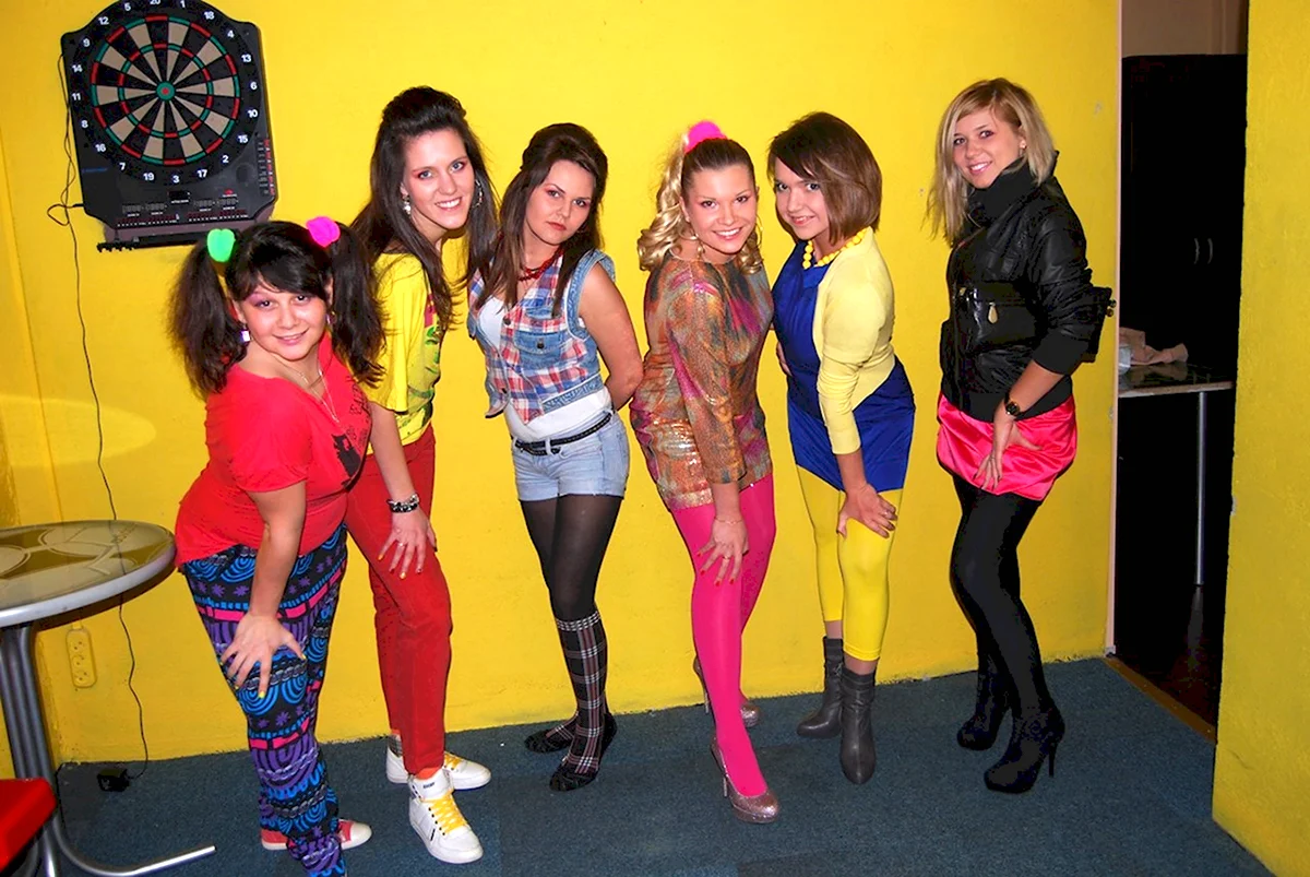 Дискотека 90-х одежда