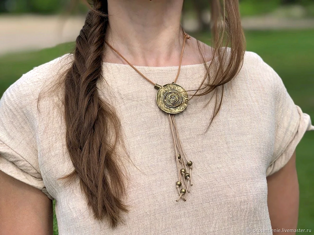 Кулон в стиле этно бохо