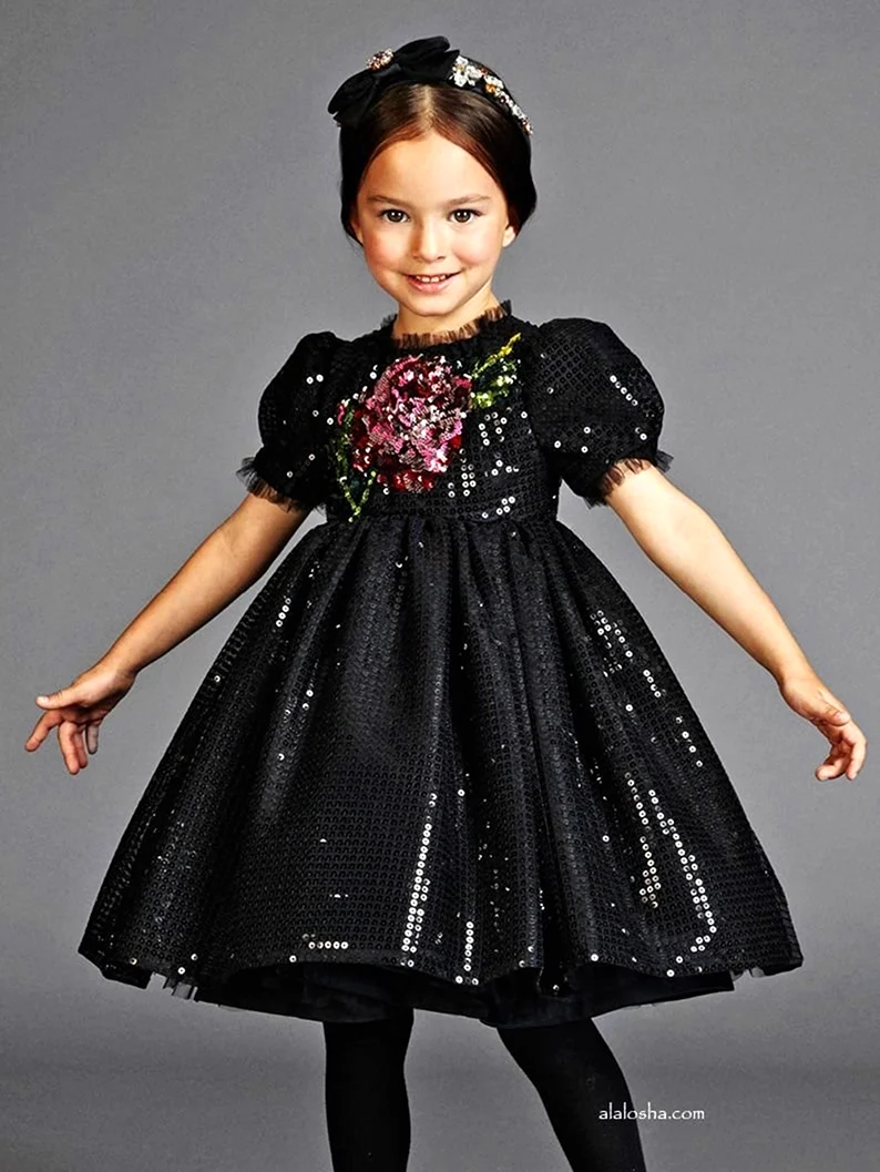 Черное платье для девочки