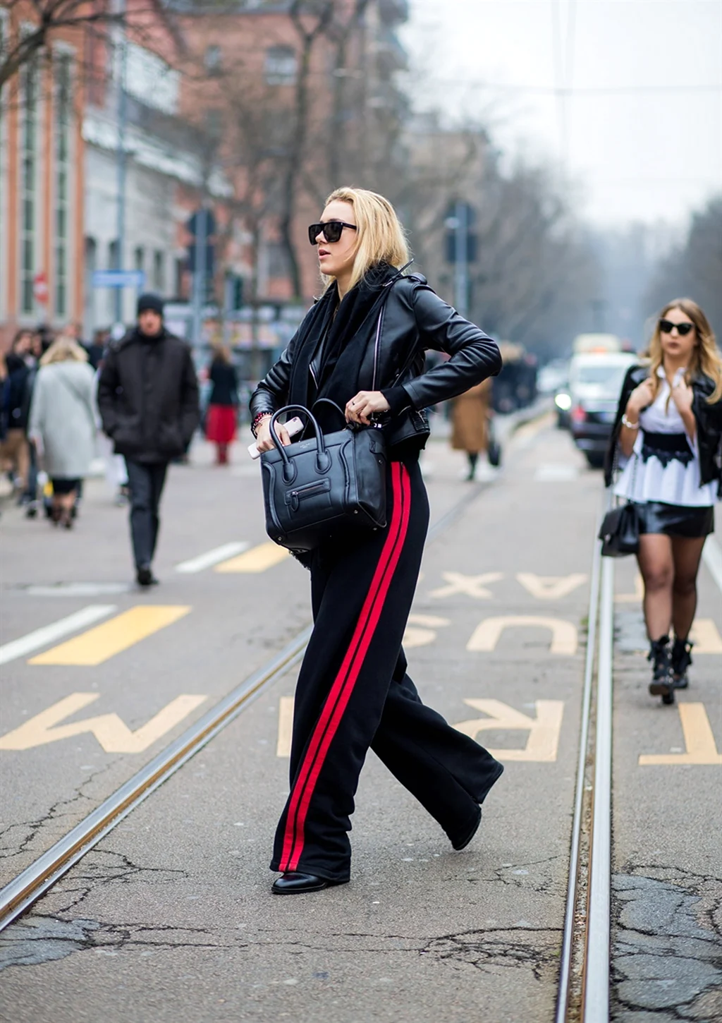 Athleisure стрит стайл