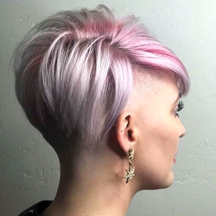 Бритый затылок на короткие волосы