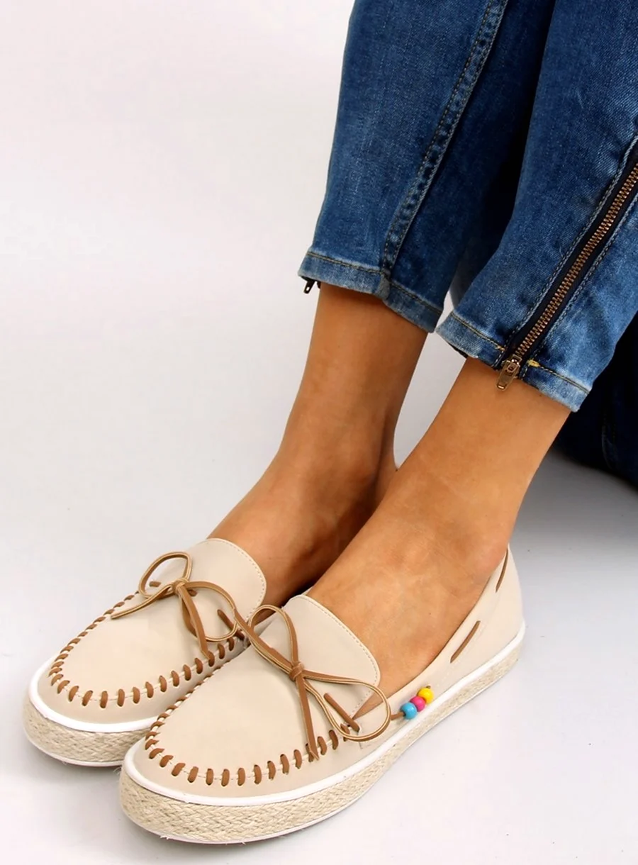 LK Bennett бежевые мокасины