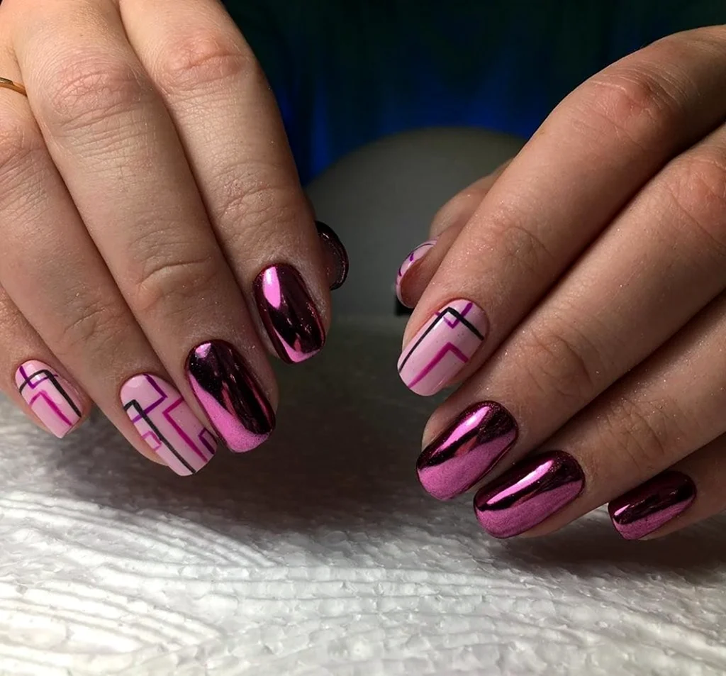 Яркий маникюр 2021 с втиркой