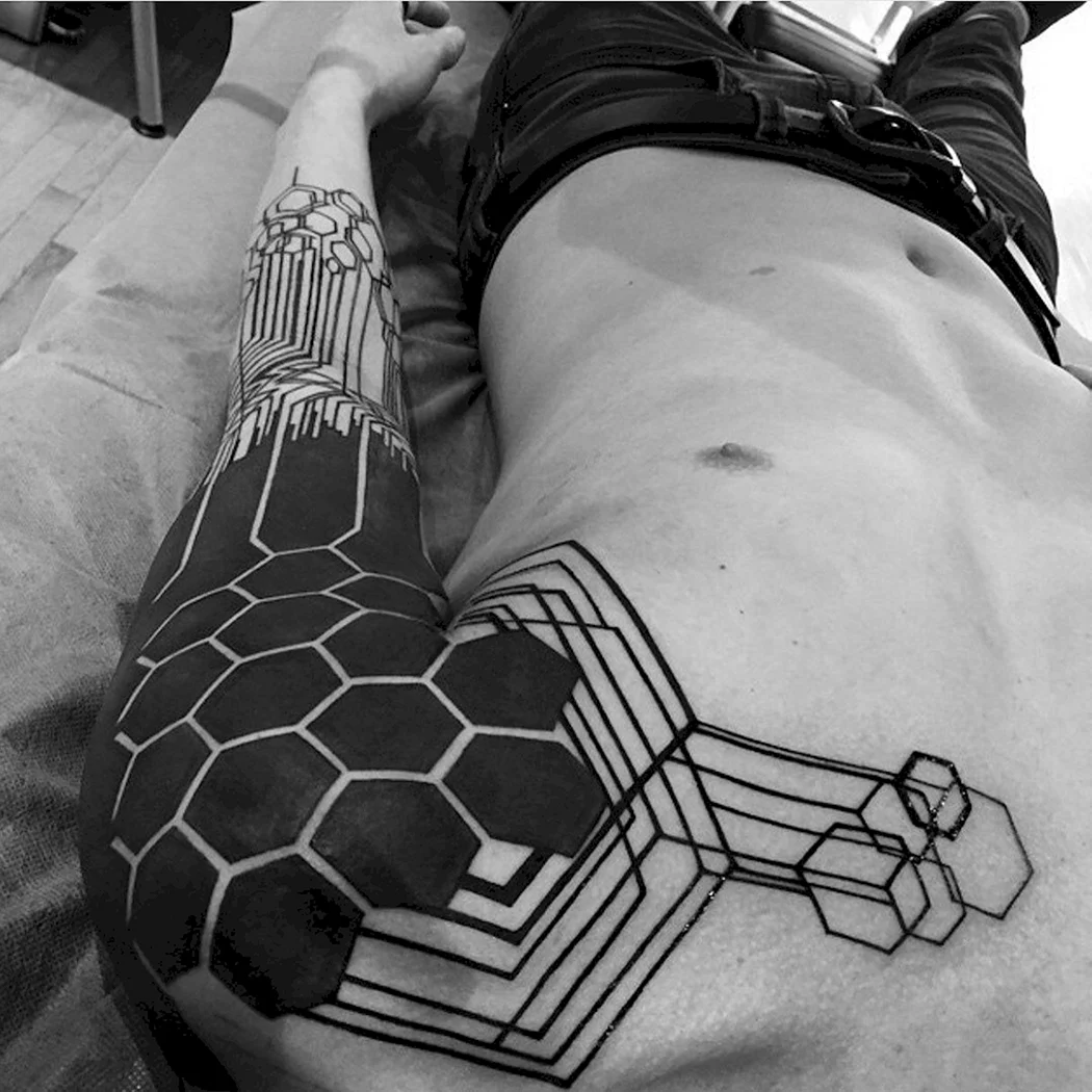 Тату в стиле киберпанк