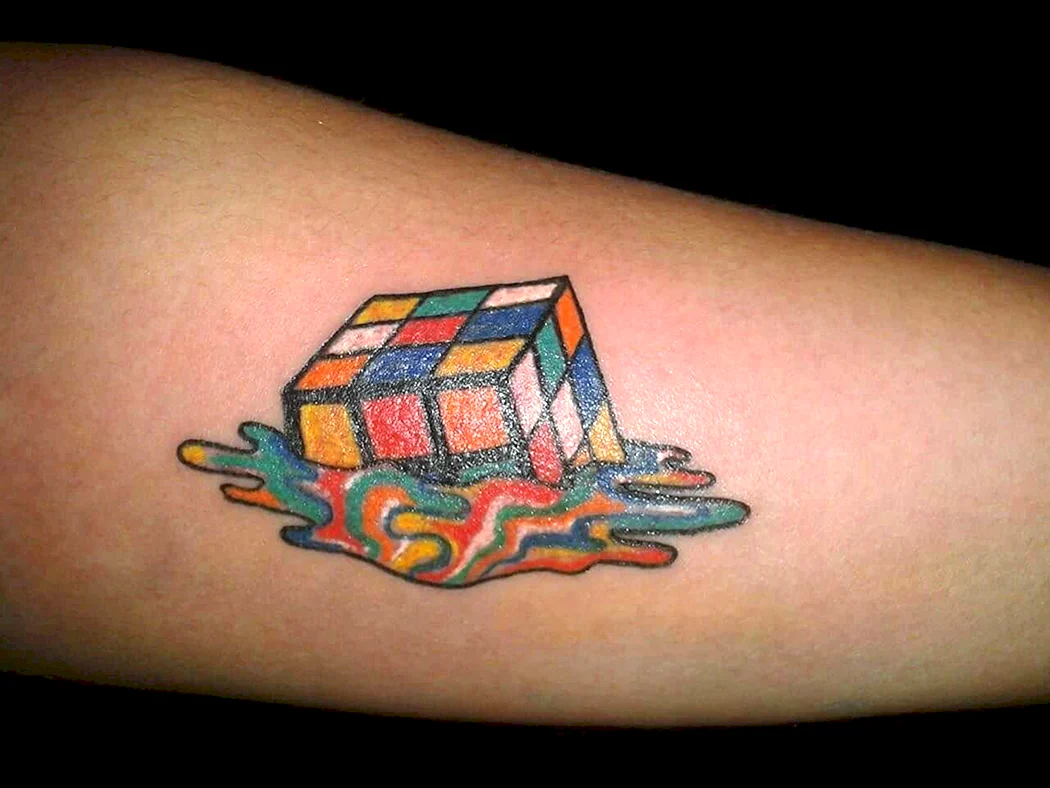 Тату кубик Рубика