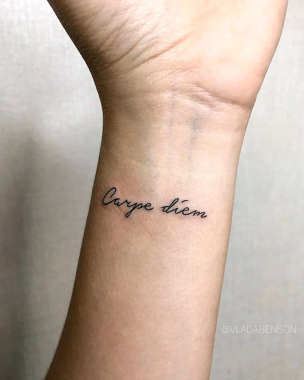 Carpe Diem Татуировка