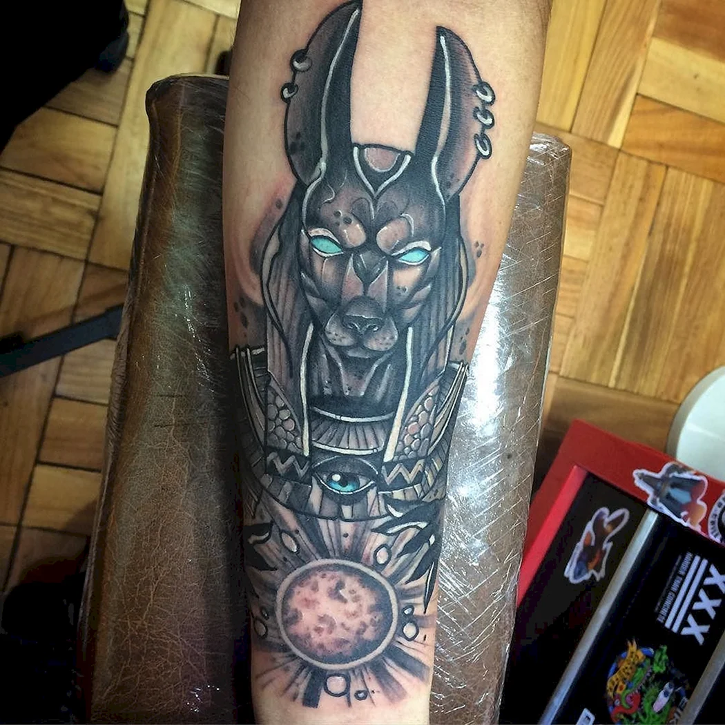 Анубис неотрадишнл