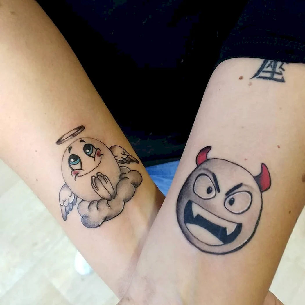 Парные тату ангел и демон