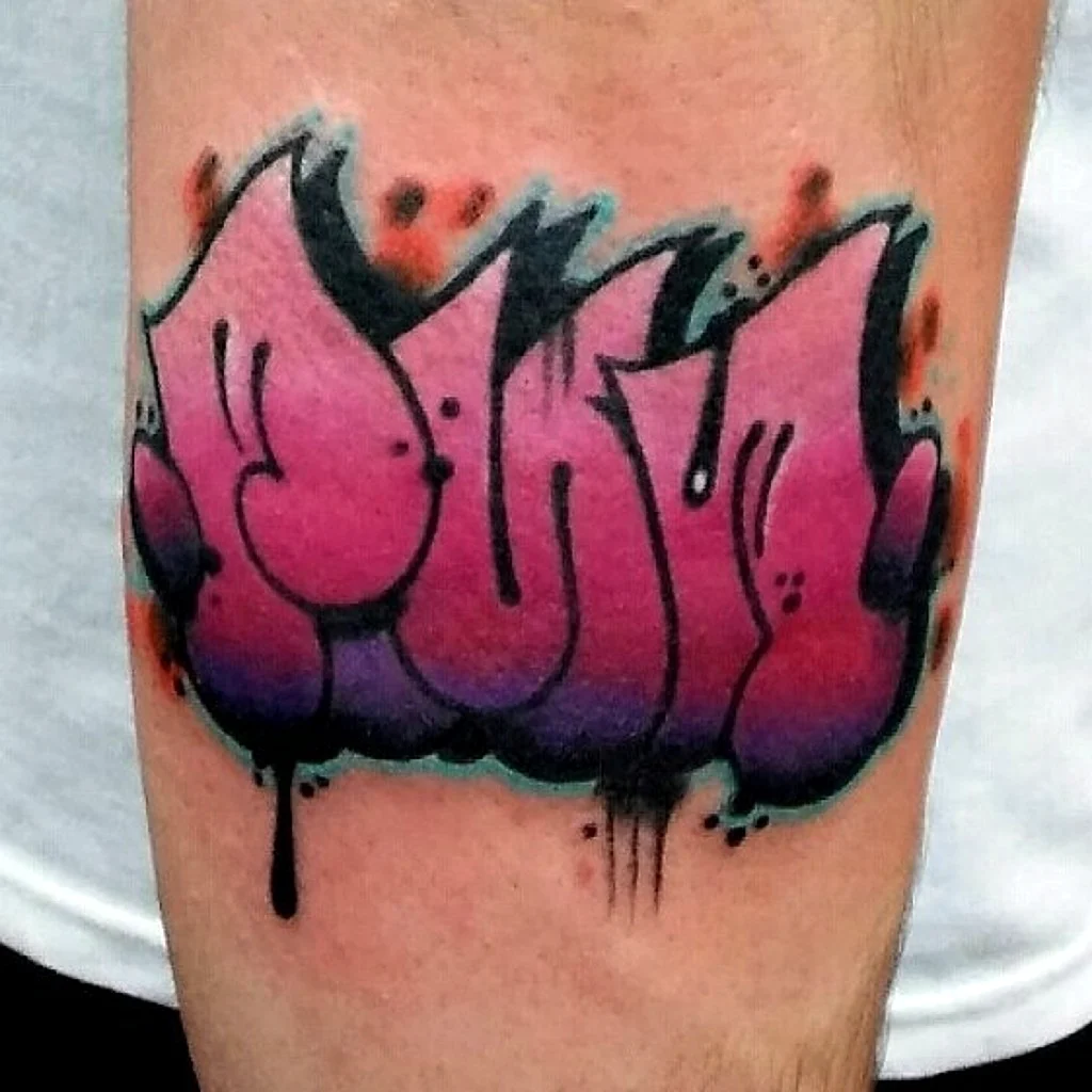 Тату граффити