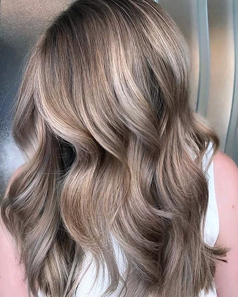 Пепельно русый