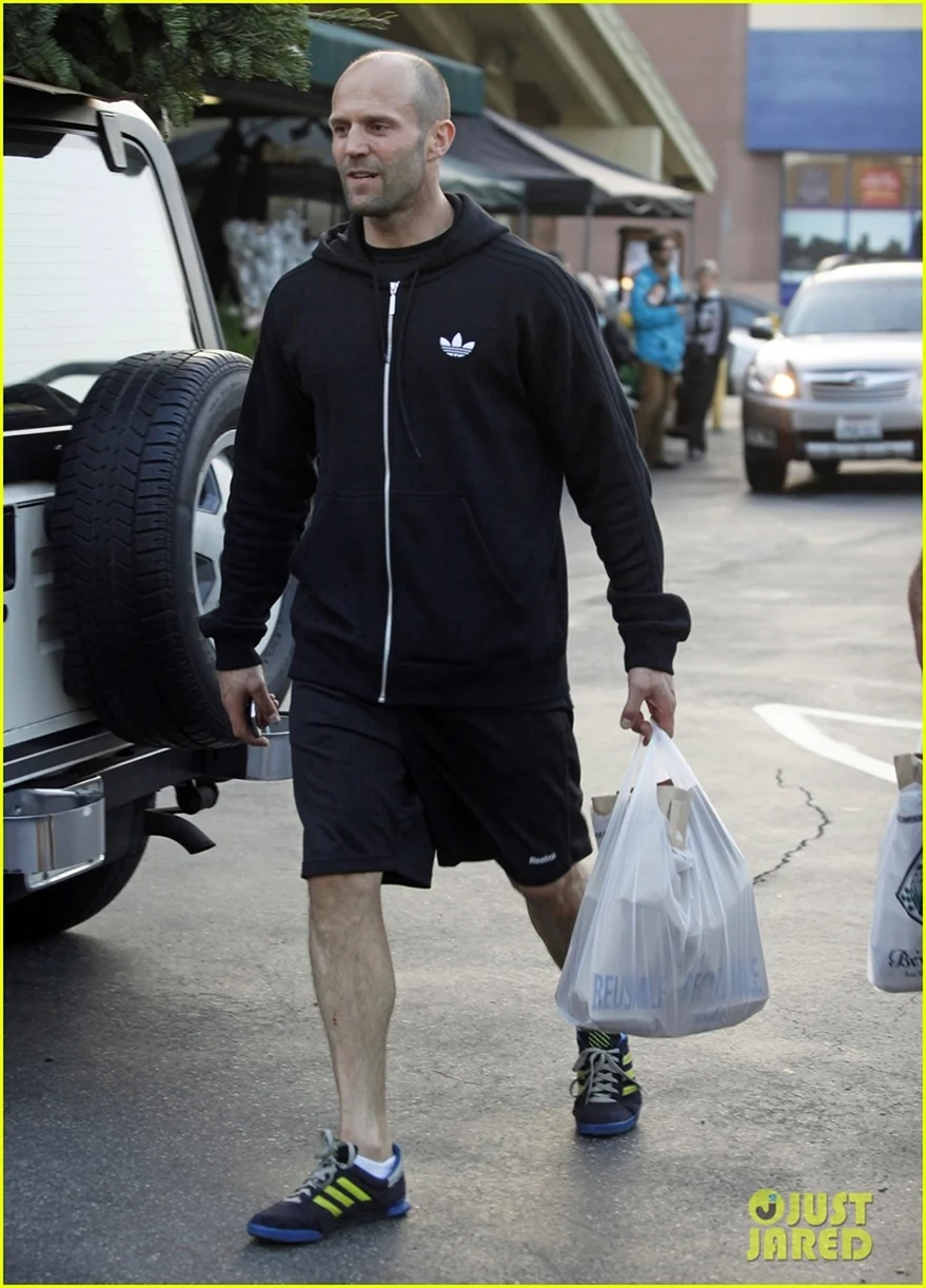 Джейсон Стэтхэм в пальто