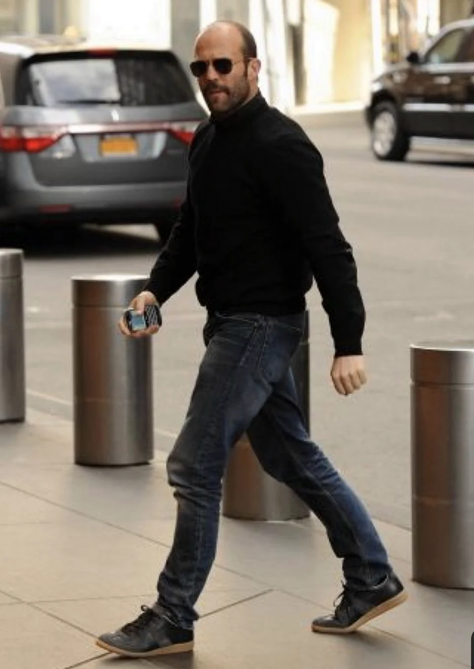 Джейсон Стэтхэм в джинса ъ