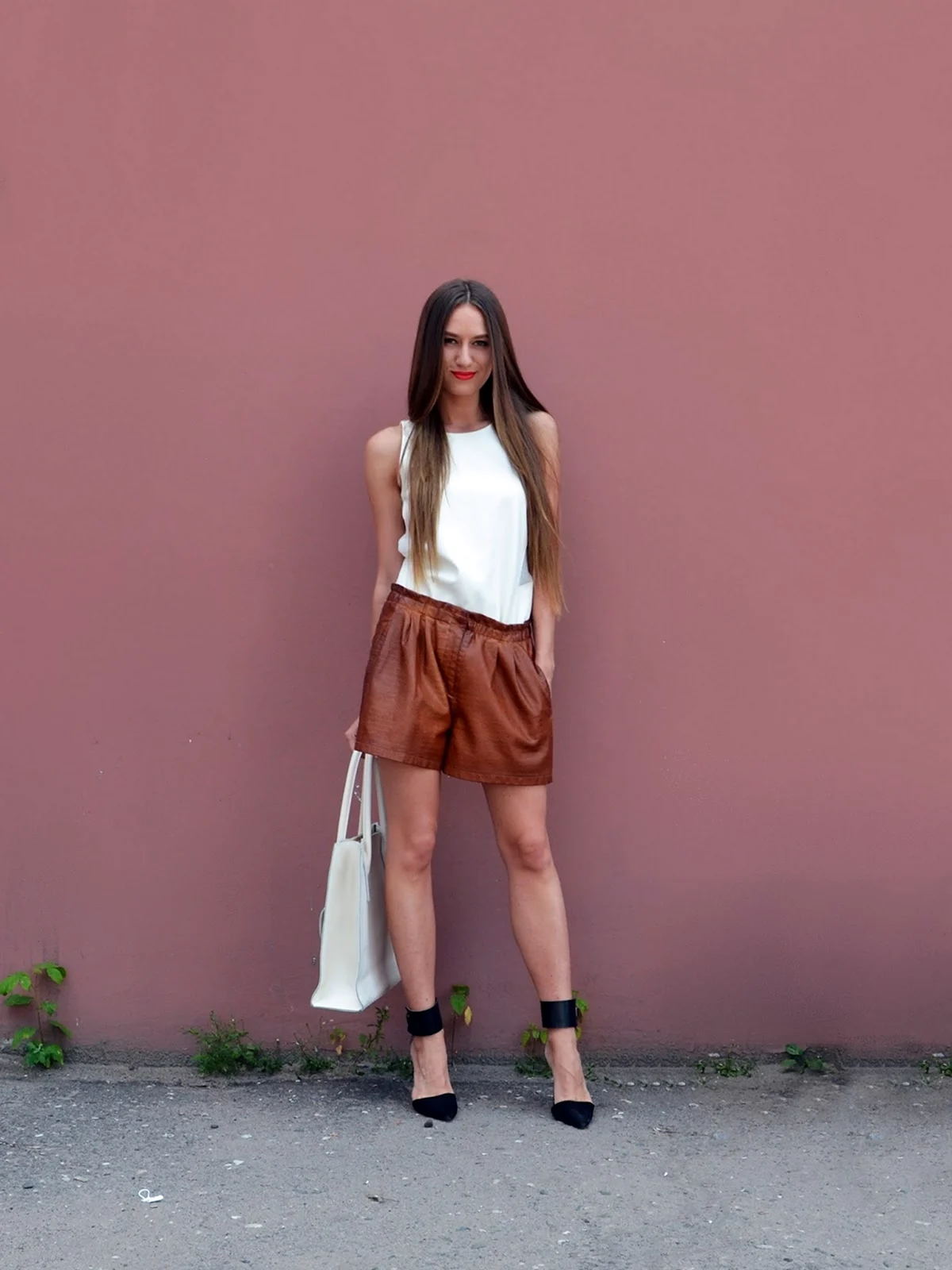 Кожаные шорты Зара