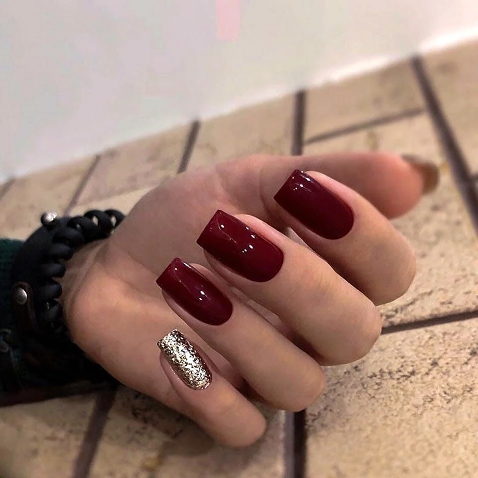 Маникюр бордо марсала бургунди