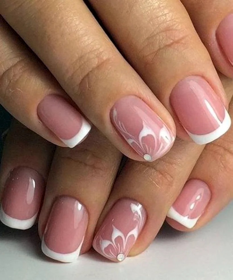 Френч Нэилс