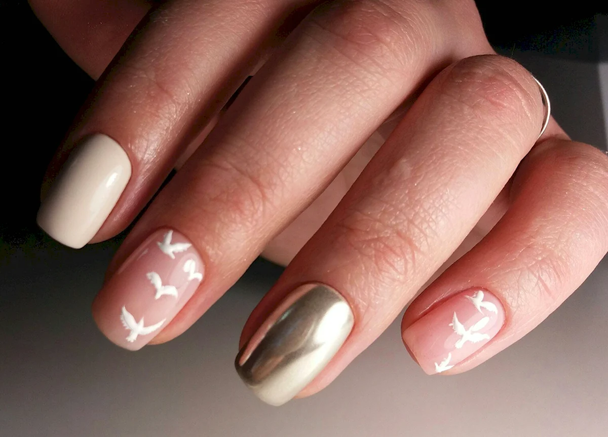 Маникюр светлый прозрачный