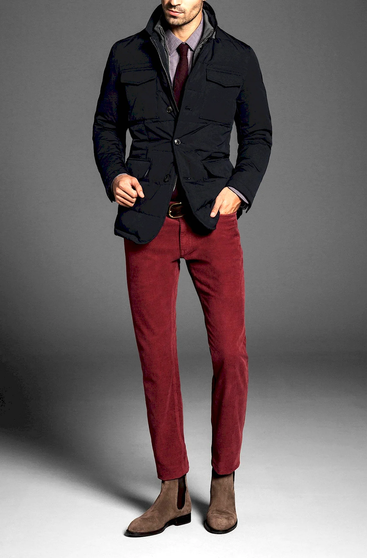Мужской стиль бордовые брюки
