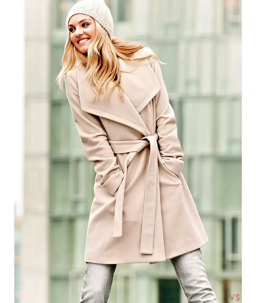 Виктория Сикрет пальто