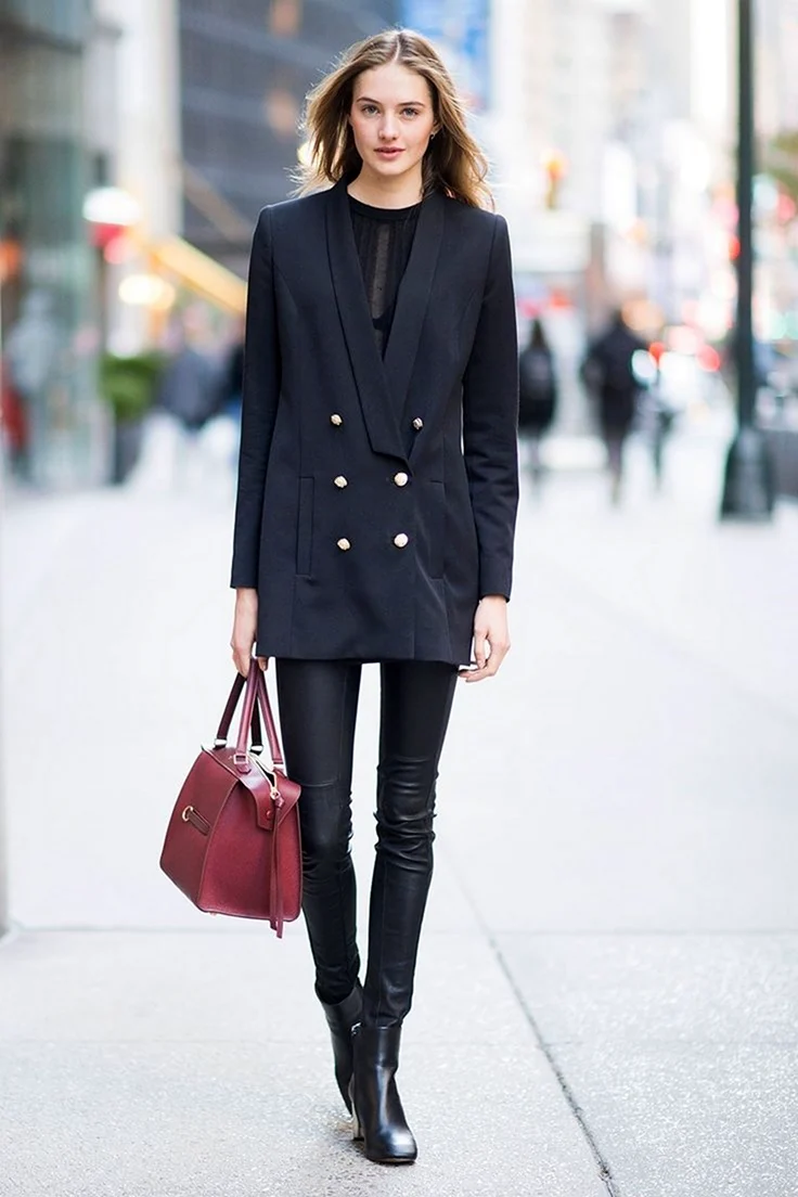 Пиджак с леггинсами