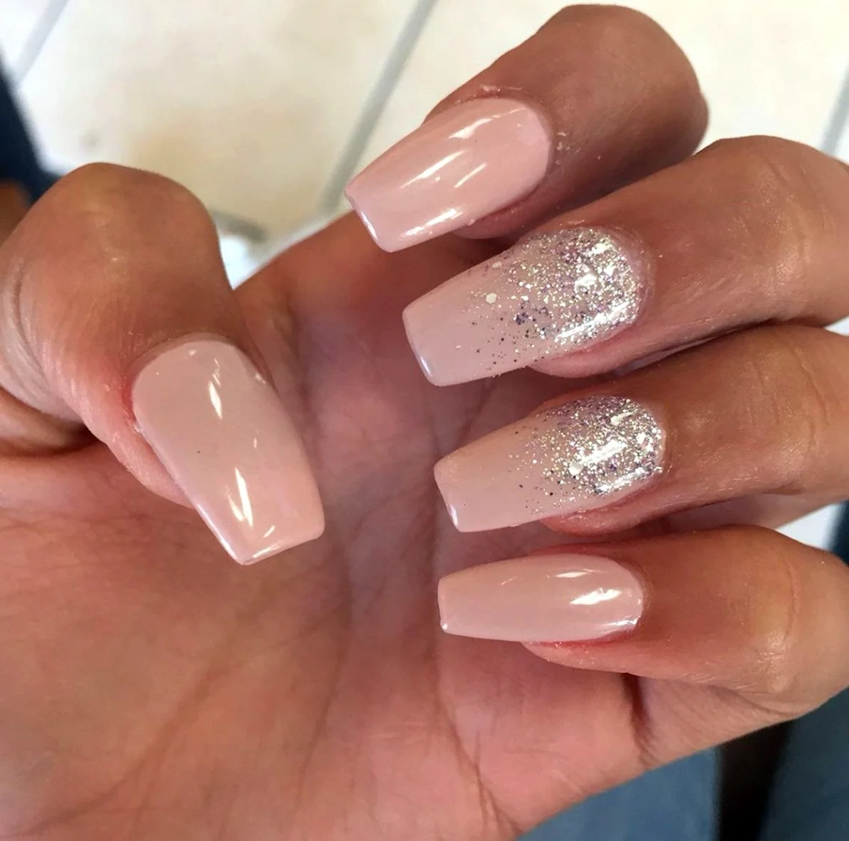 Прозрачные гелевые ногти