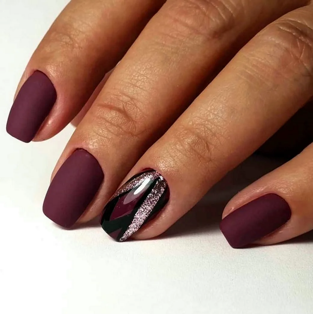 Маникюр 2021 бордо бургунди