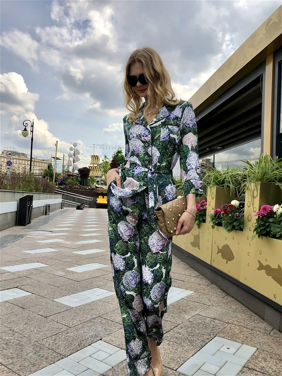 Пижамные костюмы 2022