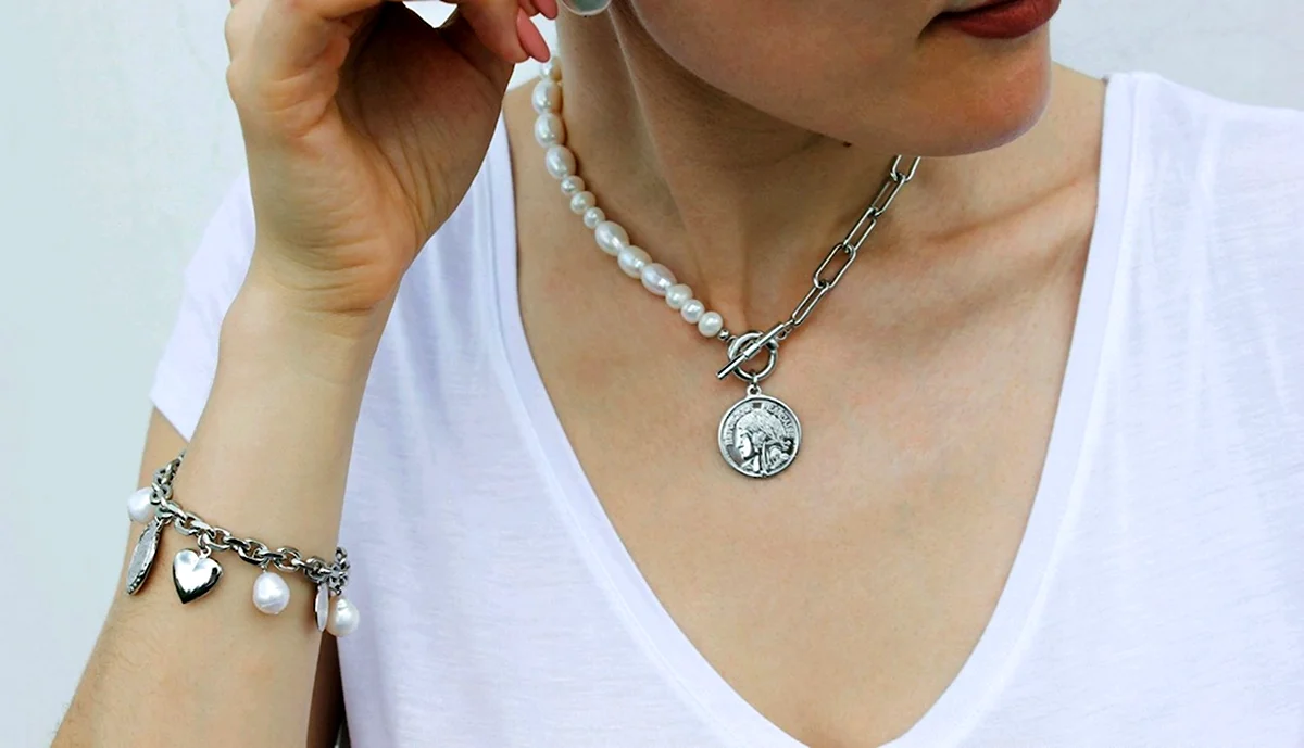 Чокеры с жемчугом