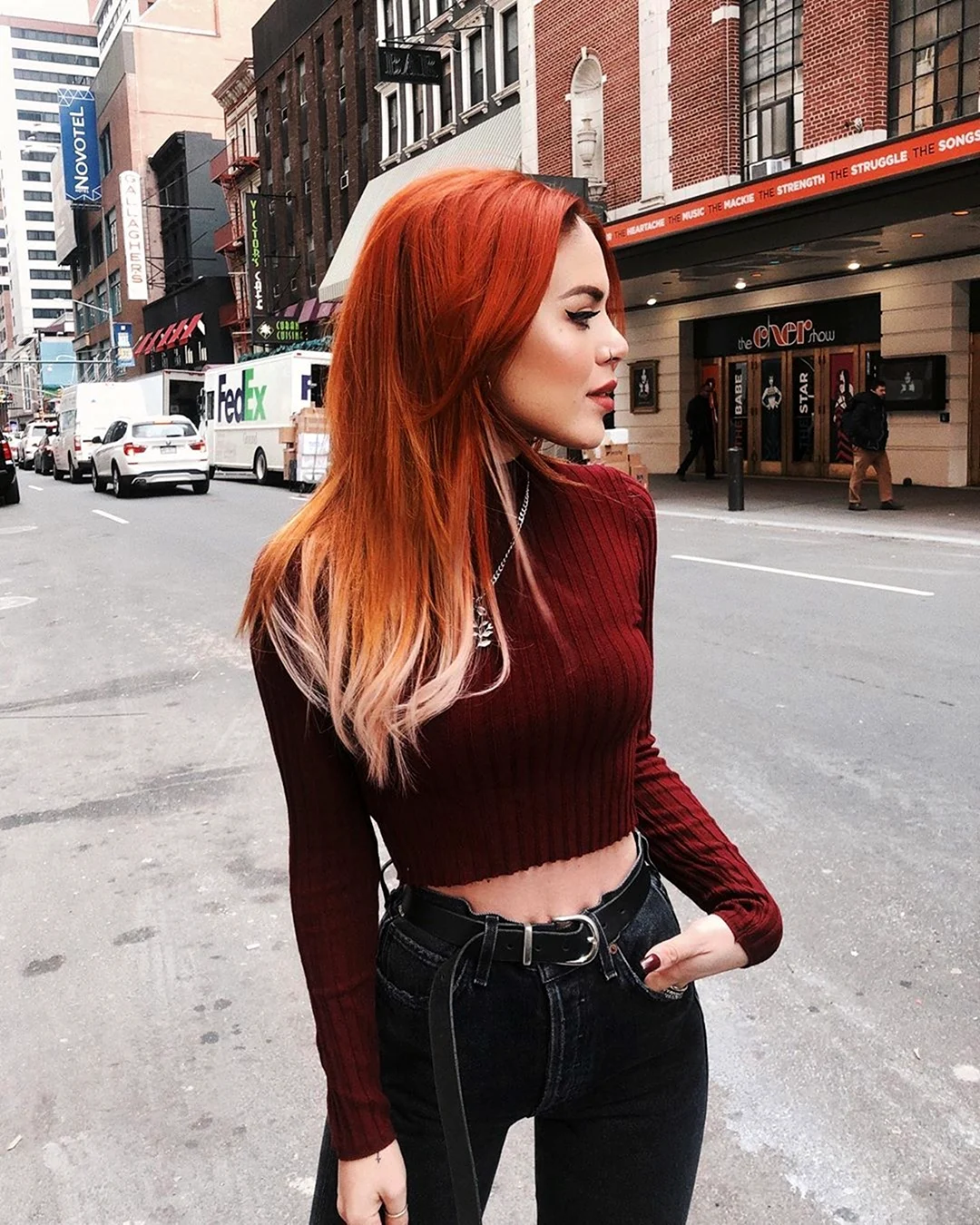 Стильные рыжие девушки