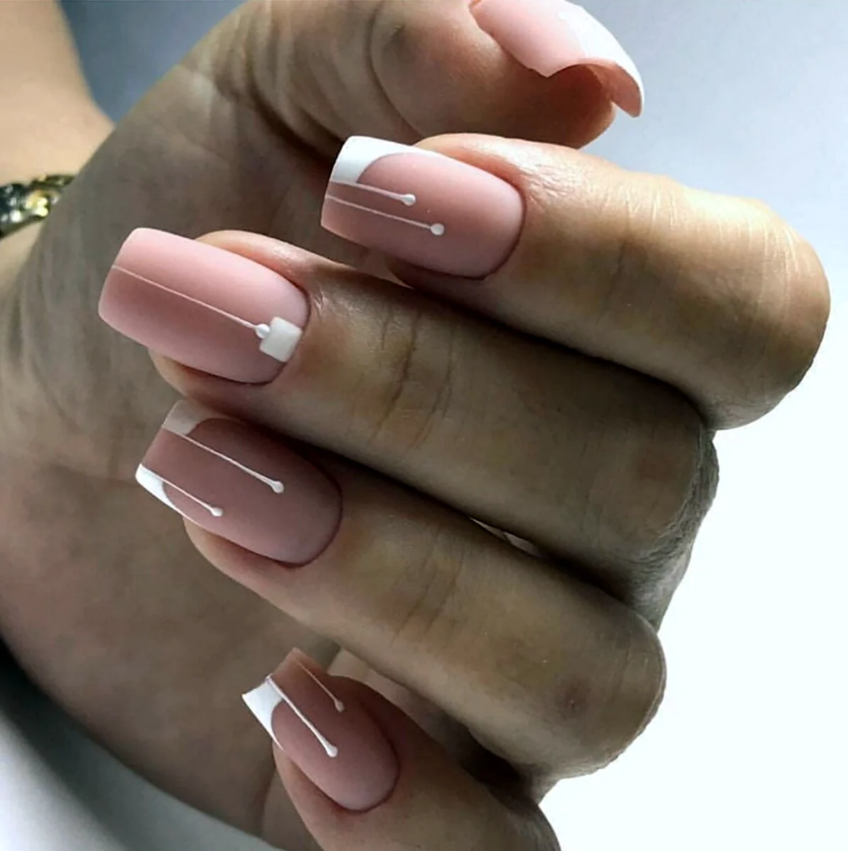 Нюдовый френч маникюр 2022