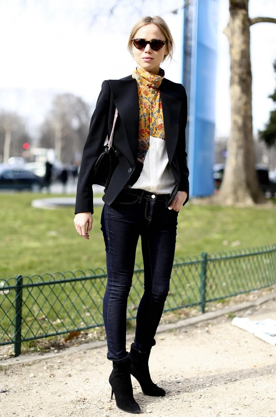 Скинни с ботильонами