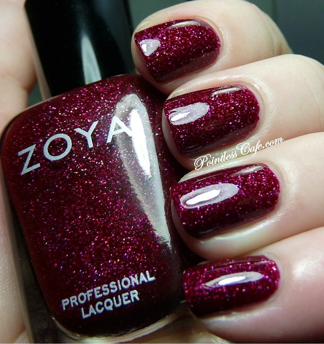 Лак Zoya с блестками