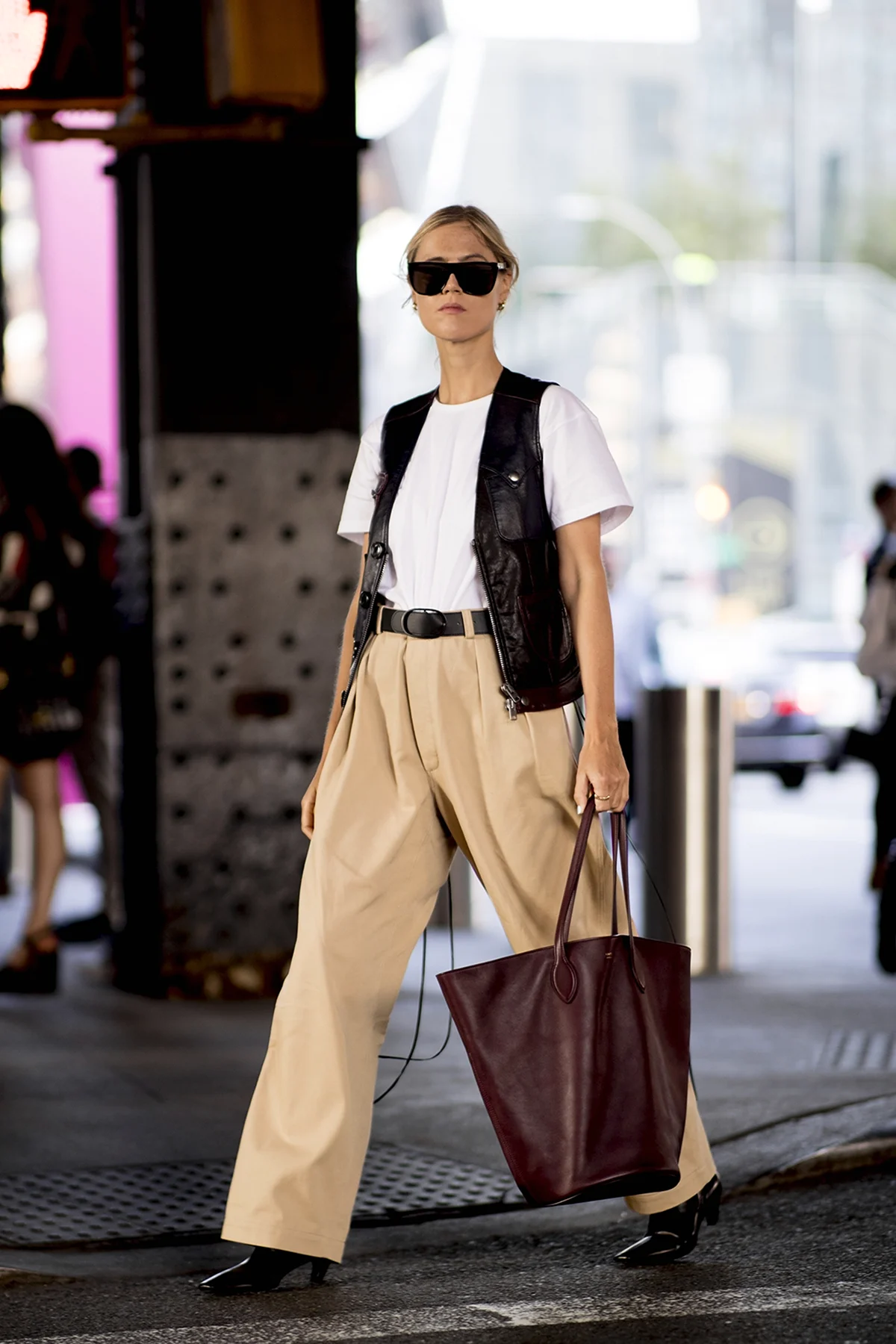 Кожаные широкие штаны палаццо Street Style