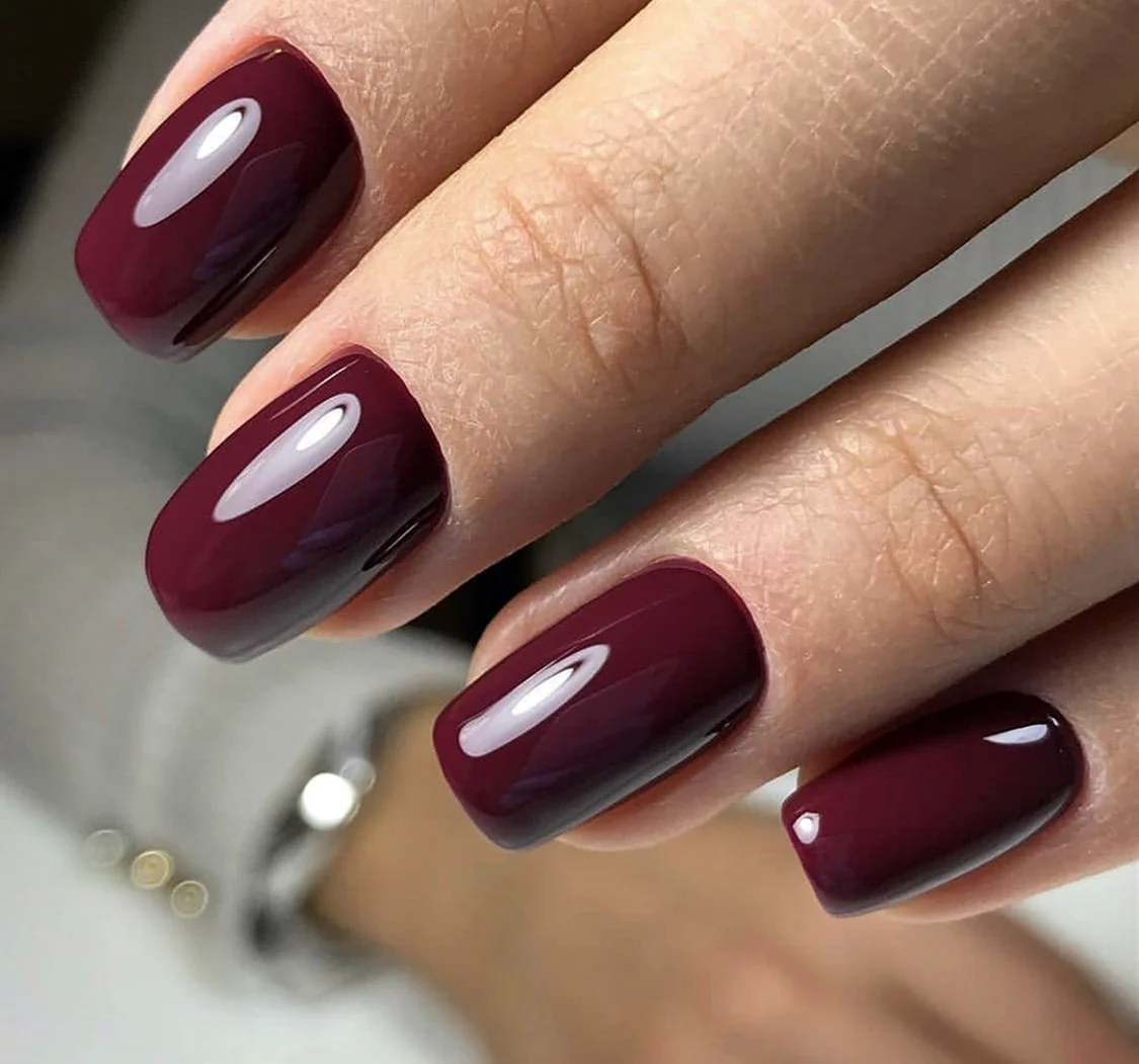 Маникюр бордо марсала бургунди