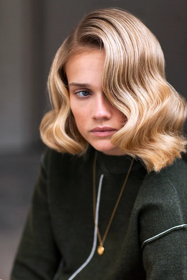 Голливудская волна на каре