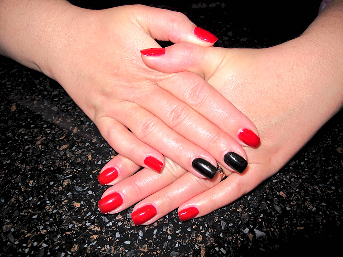 Накрашенные ногти