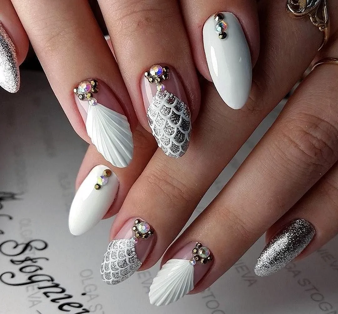 Маникюр Ракушка