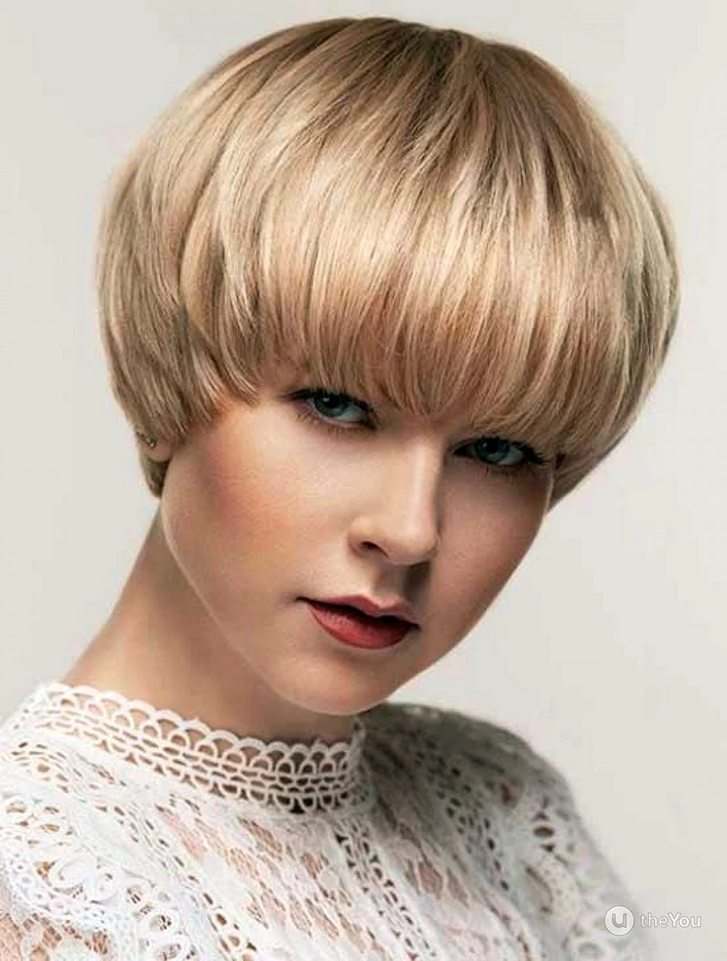 Стрижка Боб-сессон