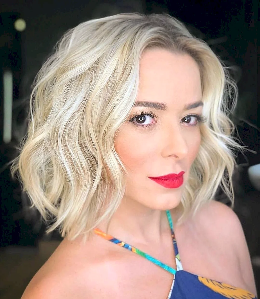 Локоны на каре