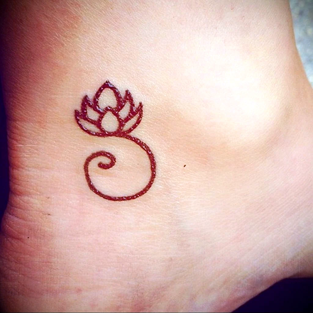 Татуировки хной маленькие