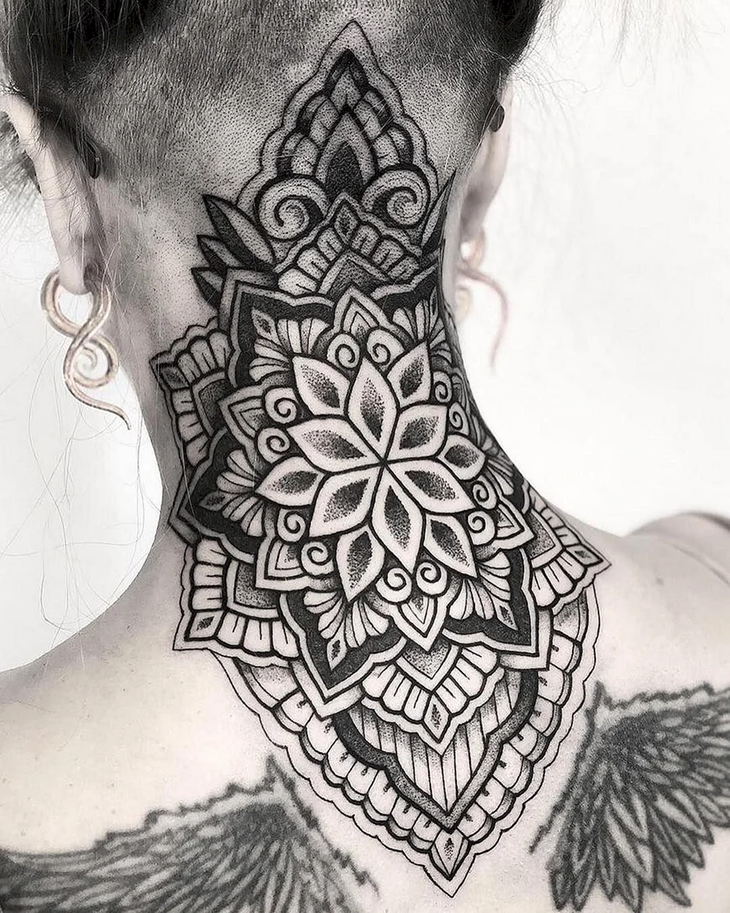 Орнаментал тату