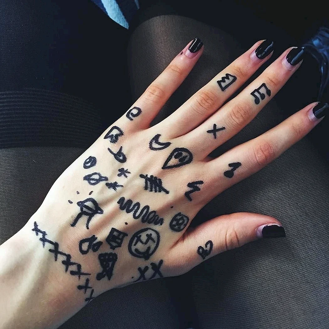 Тату ручкой