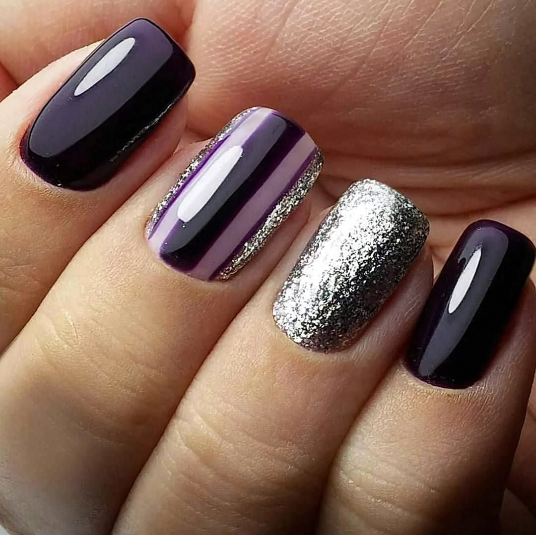 Маникюр с блестками