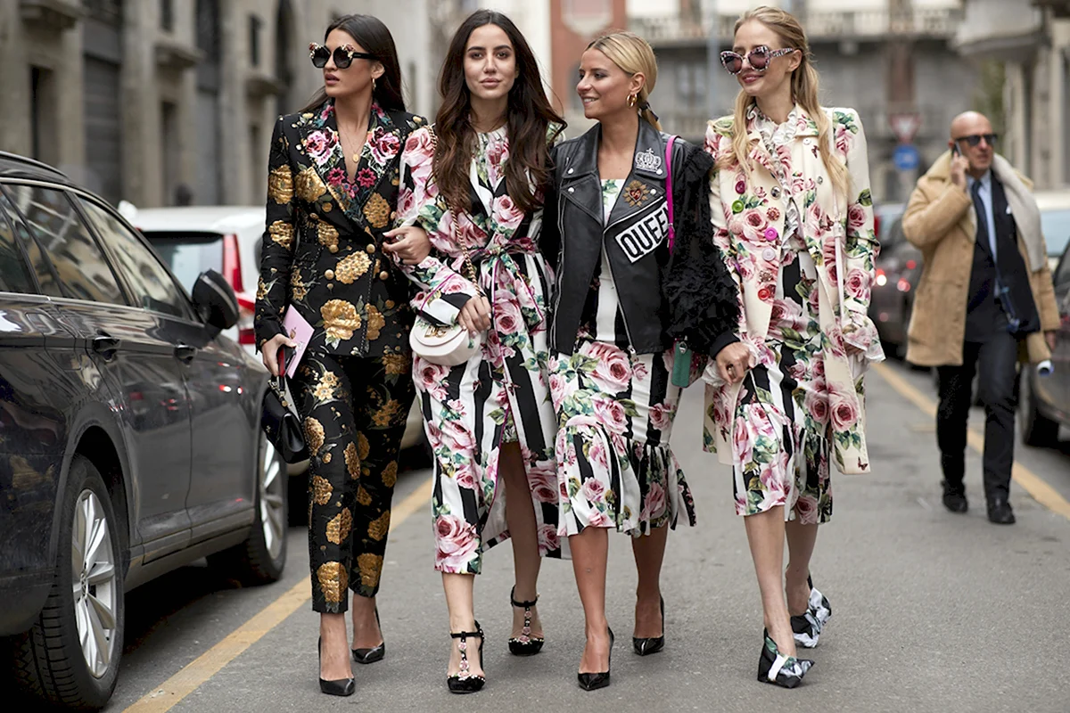 Неделя моды 2021 Милан Street Style