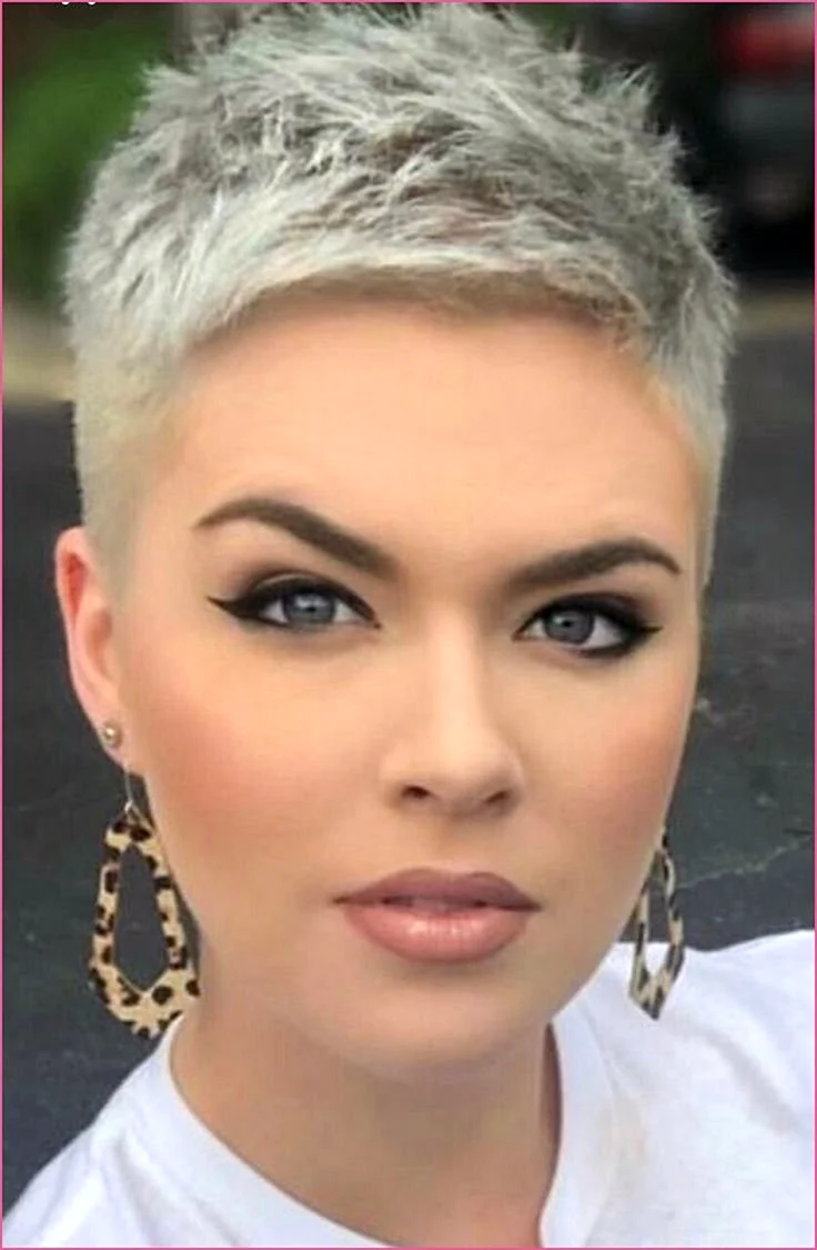 Ультракороткие женские стрижки