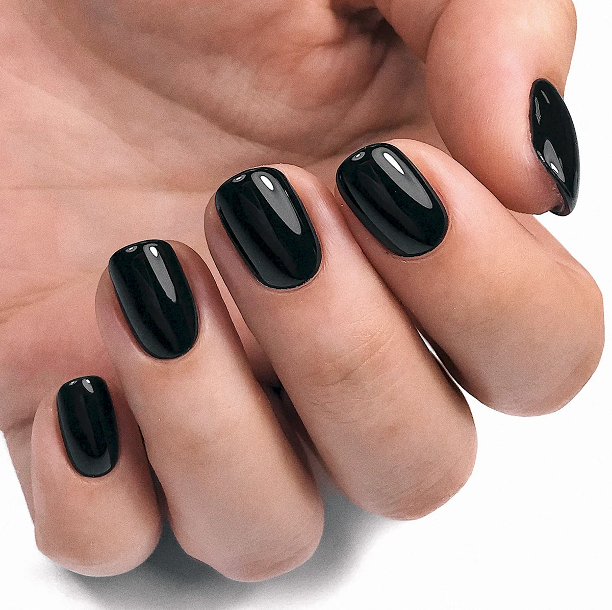 Черные ногти